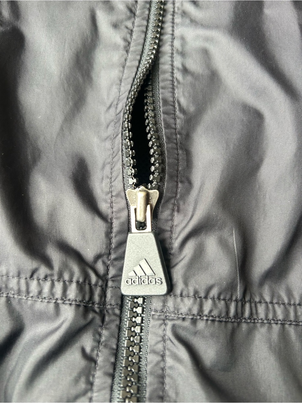Vintage 90’s Y2K adidas Black Windbreaker Jacket with White 3-Stripes - Picture 2 of 3
